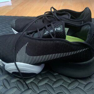 Women's Nike Air Zoom SuperRep  sneakers, size 7,5-8